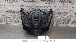 O167466 Gebruikte radiobedienings paneel Ford Fiesta