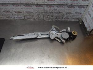 O167478 Gebruikte ruitmechaniek 4deurs links-voor Toyota Yaris