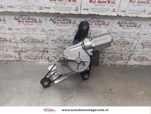 O167521 Gebruikte motor ruitenwisser achter Toyota Yaris