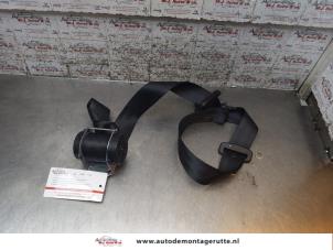O167557 Gebruikte veiligheidsgordel links-achter Mitsubishi Colt