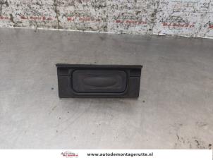 O167570 Gebruikte schakelaar achterklep Renault Clio