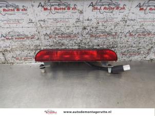 O167617 Gebruikte extra remlicht midden Mitsubishi Colt