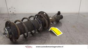 O167713 Gebruikte voorpoot rechts Skoda Fabia