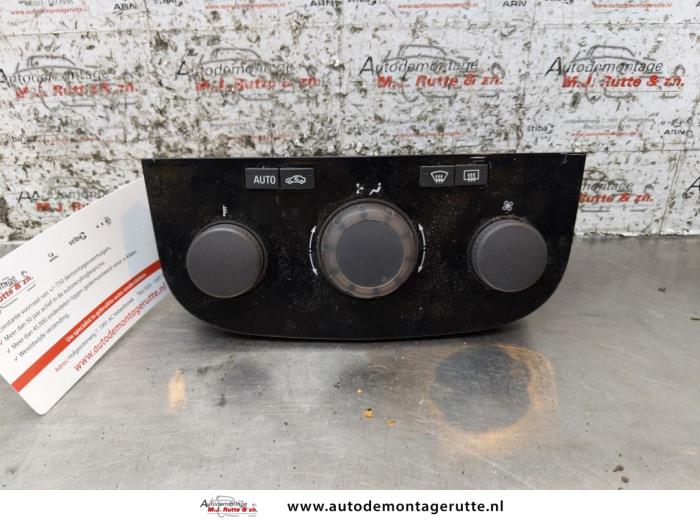 Gebruikte Kachel Bedieningspaneel Opel Corsa O167866