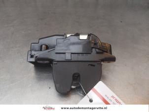 O167956 Gebruikte slotmechaniek achterklep Citroen C3 Picasso