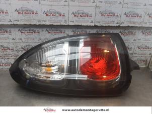 O167960 Gebruikte achterlicht links Citroen C3 Picasso