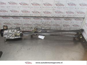 O167963 Gebruikte ruitenwismotor+mechaniek Ford Focus