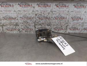 O167964 Gebruikte slotmechaniek portier 4deurs links-voor Hyundai Atos