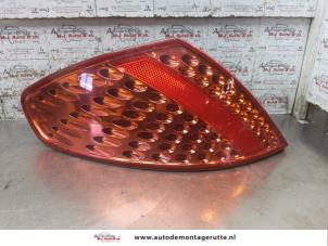 O167970 Gebruikte achterlicht links Peugeot 307