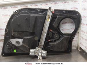 O168009 Gebruikte ruitmechaniek 4deurs links-voor Ford Fiesta