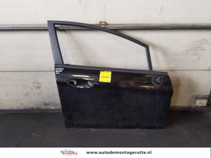 O168100 Gebruikte deur 4deurs rechts-voor Ford Fiesta