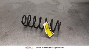 O168140 Gebruikte veerschroef achter Seat Ibiza