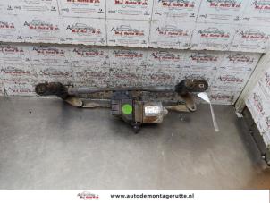O168159 Gebruikte ruitenwismotor+mechaniek Ford KA