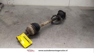 O168176 Gebruikte cardanas links-voor (vwa) Renault Trafic