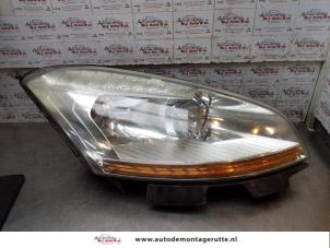 O168203 Gebruikte rechter koplamp Citroen C4 Picasso