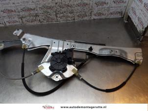 O168211 Gebruikte ruitmechaniek 4deurs links-voor Renault Clio