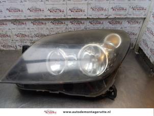 O168212 Gebruikte koplamp links Opel Astra