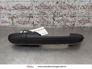 O168225 Gebruikte deurgreep 2deurs rechts Mercedes Vito