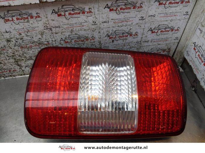 Gebruikte Achterlicht rechts Volkswagen Caddy O168271