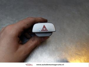 O168287 Gebruikte paniekverlichtings schakelaar Ford Focus