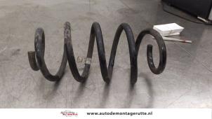 O168322 Gebruikte veerschroef achter Ford Transit Connect