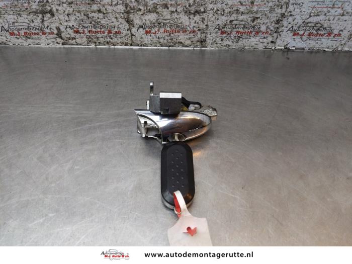 Gebruikte Portierslot Cilinder links Fiat 500 O168336