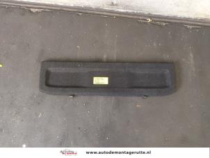 O168388 Gebruikte hoedenplank Suzuki Swift