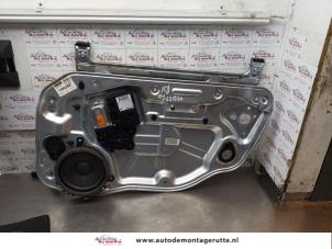 O168393 Gebruikte raammechaniek 4deurs rechts-voor Volvo V50