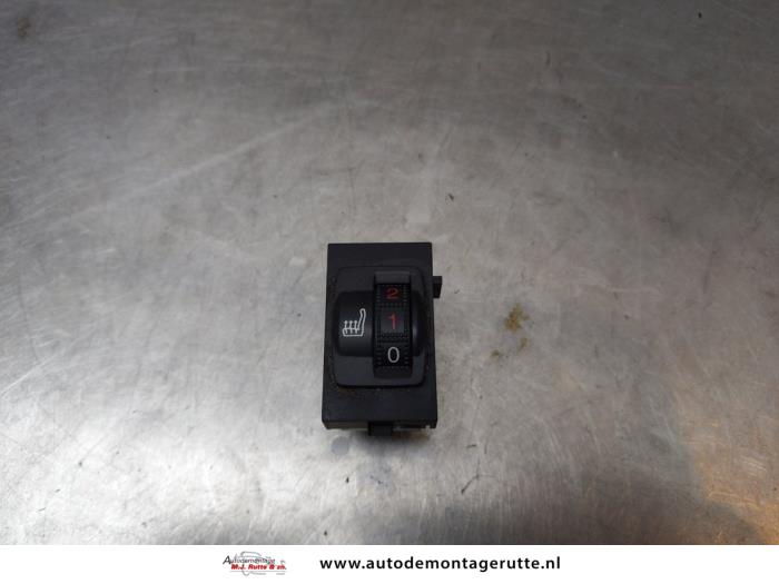 Gebruikte Schakelaar Stoelverwarming Citroen C4 Grand Picasso O168415