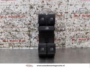 O168446 Gebruikte schakelblok ruiten Volkswagen Passat