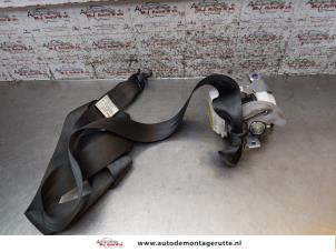 O168470 Gebruikte veiligheidsgordel rechts-voor Hyundai I30