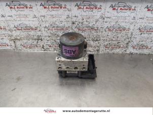 O168494 Gebruikte abs pomp Hyundai I30