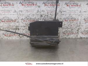 O168536 Gebruikte deurslot mechaniek 4deurs rechts-achter Citroen C4 Grand Picasso