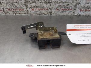 O168609 Gebruikte slotmechaniek achterklep Hyundai H300