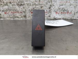O168622 Gebruikte alarmlicht schakelaar Chevrolet Spark