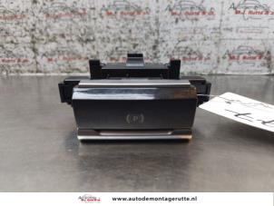 O168688 Gebruikte schakelaar handrem Citroen C4 Grand Picasso