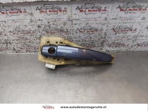 O168693 Gebruikte portiergreep 4deurs links-voor Opel Signum