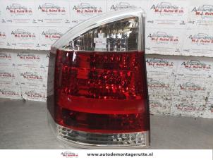 O168718 Gebruikte achterlicht links Opel Vectra
