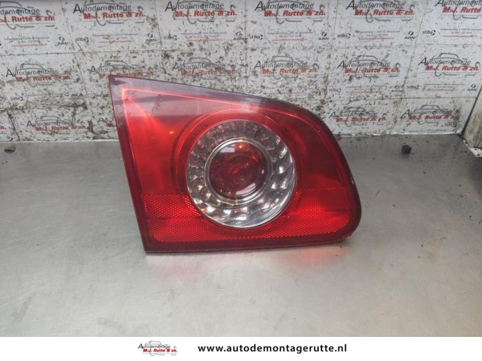 Gebruikte Achterlicht links Volkswagen Passat O168819