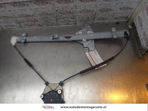 O168837 Gebruikte raammechaniek 2deurs rechts-voor Hyundai H300