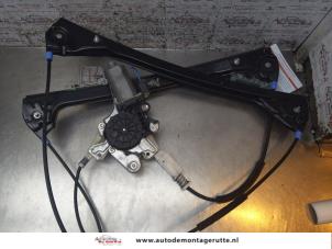 O168838 Gebruikte raammechaniek 2deurs links-voor BMW 3-Serie