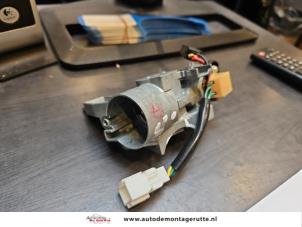 O168850 Gebruikte sleutel+contactslot Mitsubishi Lancer