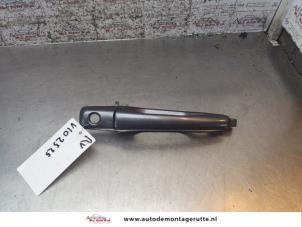 O168856 Gebruikte portiergreep 4deurs rechts-voor Mitsubishi Lancer