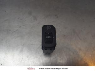 O168862 Gebruikte schakelaar koplamp ihv Mitsubishi Lancer
