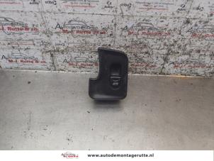 O168871 Gebruikte elektrisch raam schakelaar Renault Clio