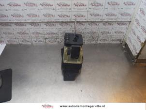 O168900 Gebruikte selectiehendel automaat Mercedes A-Klasse