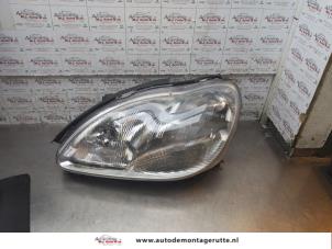 O168909 Gebruikte linker koplamp Mercedes S-Klasse