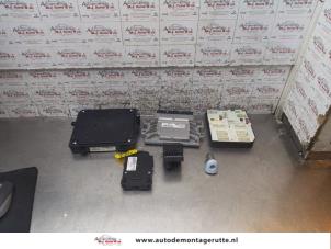 O168937 Gebruikte contactslot + computer Renault ZOE