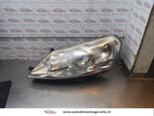 O168938 Gebruikte linker koplamp Peugeot Expert