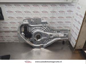 O168945 Gebruikte ruitmechaniek 4deurs rechts-voor Hyundai Tucson